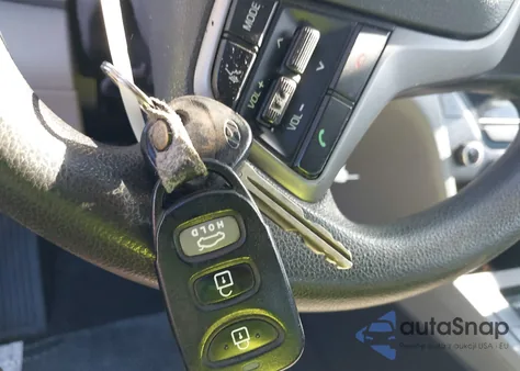 2018 Hyundai Elantra Se from USA, damaged, VIN KMHD74LF8JU474238